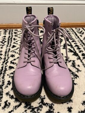 Dr. Martens Youth Size 5 Purple Lace-Up Combat Boots
